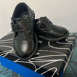 Max & Jake boys dress shoe